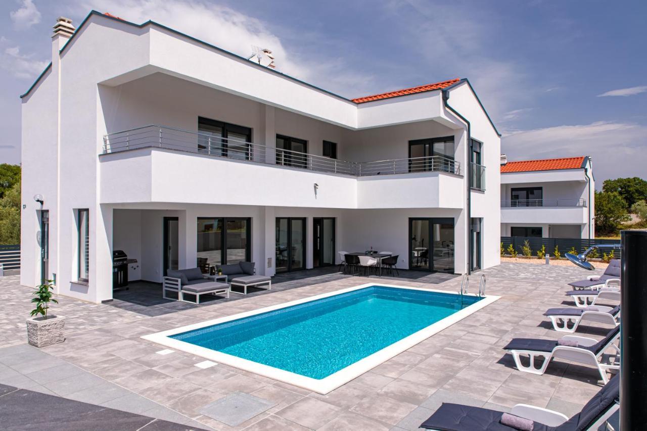 Villa Graefin Malinska Buitenkant foto